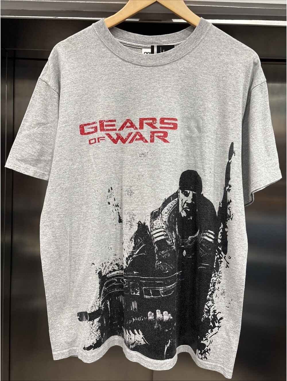 Vintage 2008 Gears of war 2 Video Game Promo Dominic T-shirt